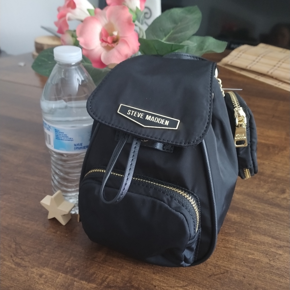 STEVE MADDEN Mini Backpack 🎒 - Picture 2 of 7